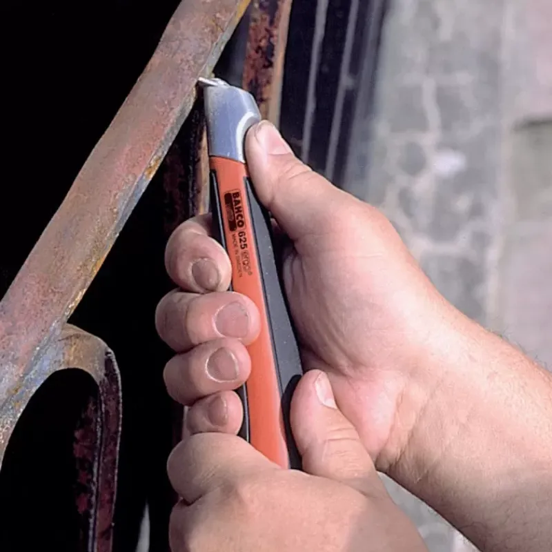 Grattoir de précision ERGO avec manche bi-matière 625*BAHCO Hot
