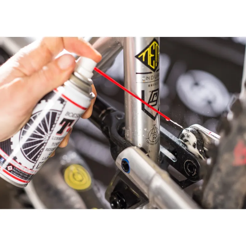 Outlet Lubrifiant anticorrosion en spray Produits & Matériel D'Entretien·Produits D'Entretien