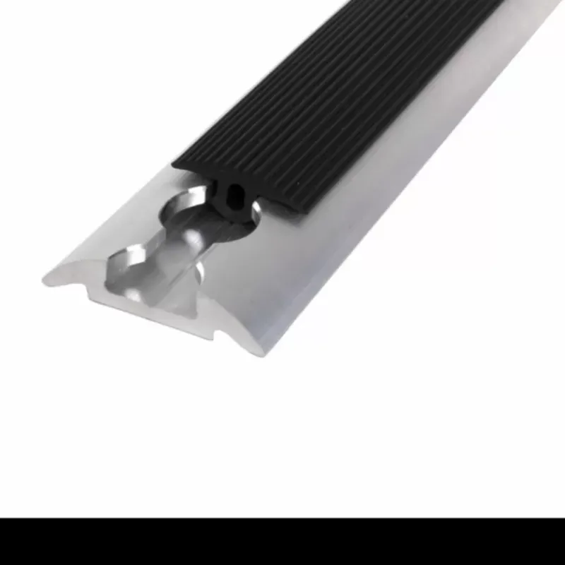 Profil de recouvrement rail d'arrimage*Carbest Hot