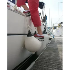 Fender Step | blanc Pare Battage & Défense·Pare Battage