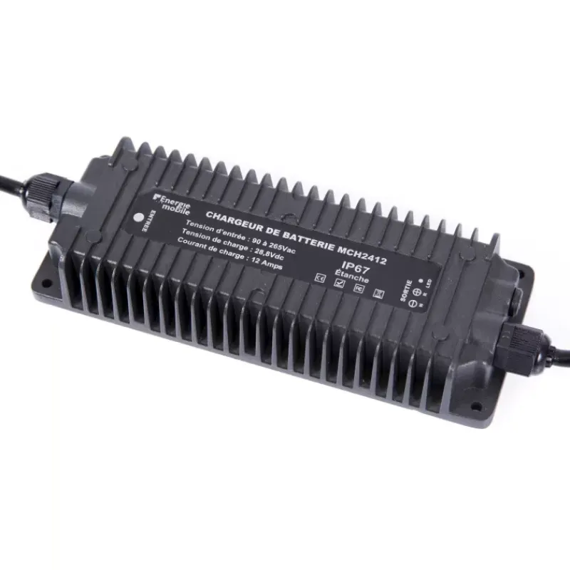 EM Chargeur 230/12V - MCH12-12 IP67*Energie Mobile Clearance