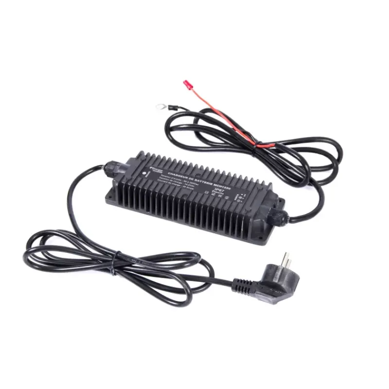 EM Chargeur 230/12V - MCH12-12 IP67*Energie Mobile Clearance
