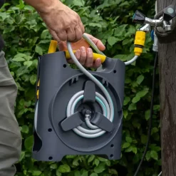 Sale Maas AquaFlow 10 - Tuyau d'eau plat sur enrouleur - 11,5 M Plomberie·Tuyau Arrosage & Raccord|Plomberie·Jet D'Eau Et Arrosage (Tuyau Et Raccord)