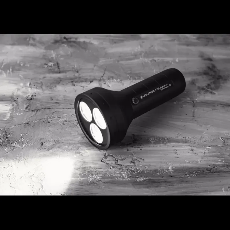 Best Lampe de poche P18R Signature Electricité & Éclairage·Lampe Torche & Frontale|Eclairage & Lampe·Lampe Torche & Autonome