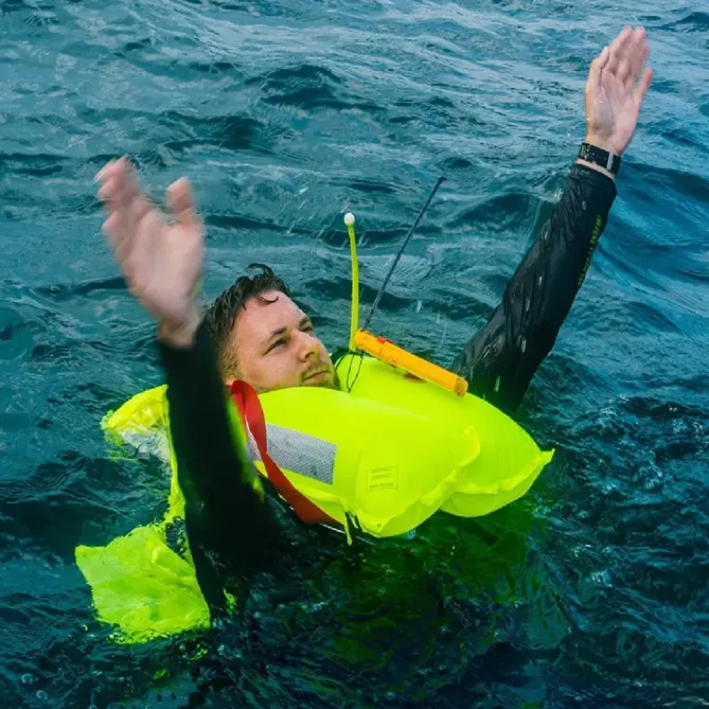 Balise personnelle RescueME PLB 3 + AIS*OCEAN SIGNAL New
