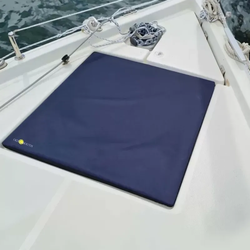 Couverture pour Lewmar Flush | Bleu Navy*Oceansouth Hot