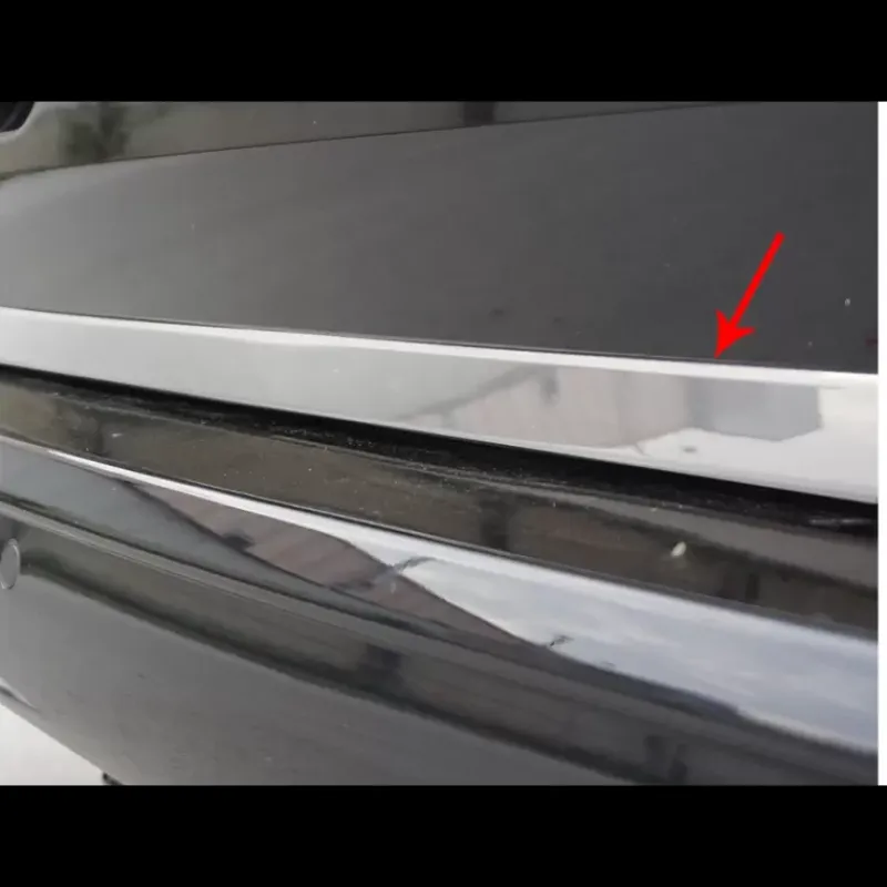 Baguette de protection hayon inox VW T6*OMAC