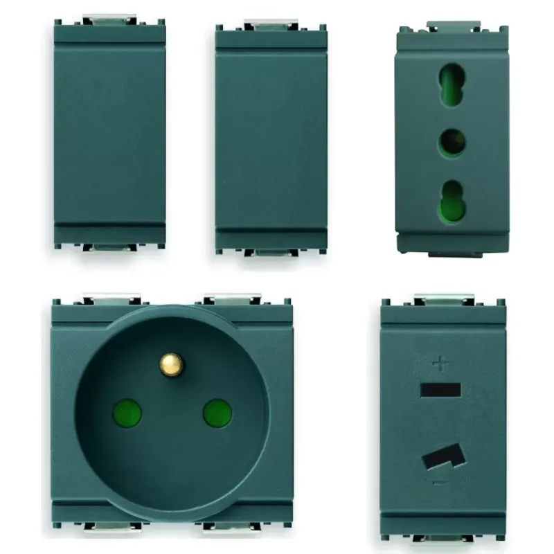 Clearance Commandes Distribution & Protection·Interrupteur Ac/Dc (230V Et 12V)|Distribution & Protection·Prise Et Fiche Ac